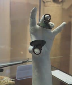 Crotales - époque romaine - Musée archéologique de Cimiez