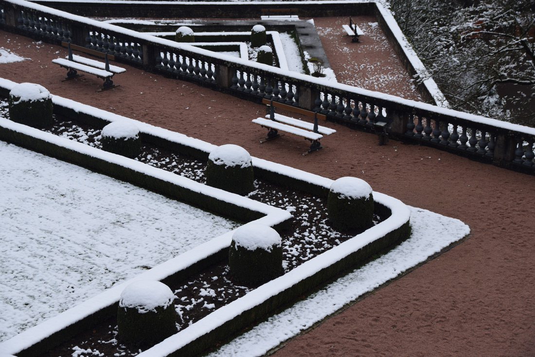 Soulignés de blanc