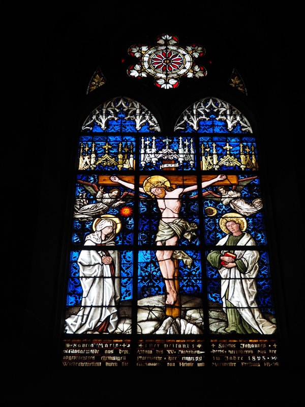 Vitrail de la crucifixion - église Saints-Pierre-et-Paul - Obernai