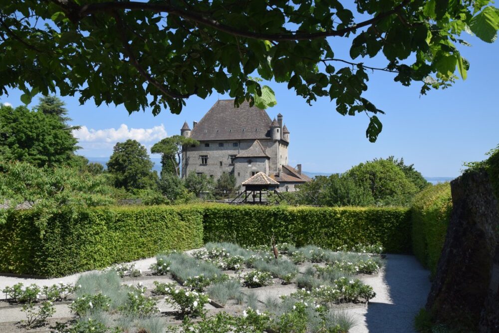 Yvoire - jardin - château
